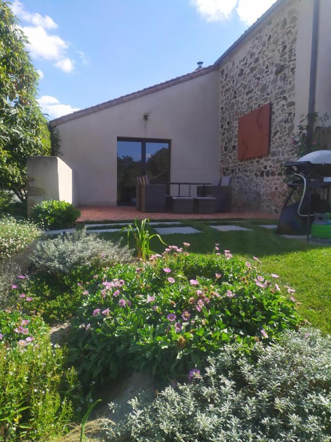 La Loge Bertine France Apartamento Saint-Mars-la-Reorthe Exterior foto